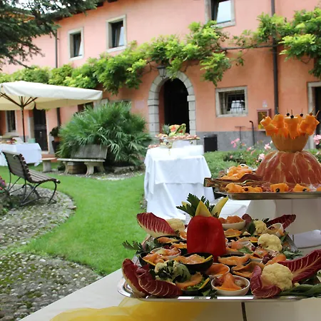 Quaranta Tommasi Wine & 4* Pescantina