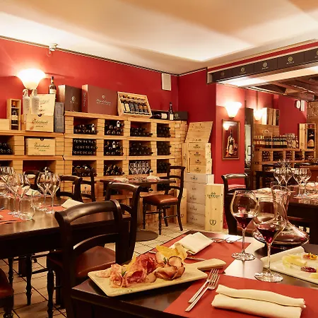 Quaranta Tommasi Wine & Hotel