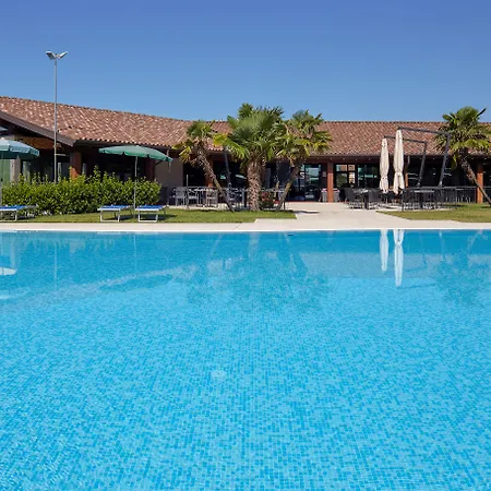 Hotel Quaranta Tommasi Wine &
